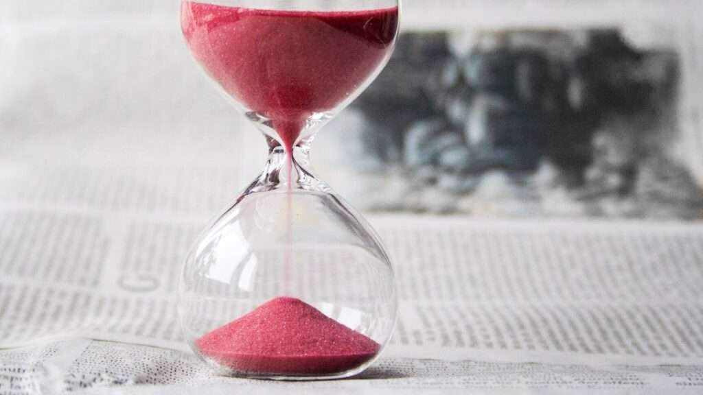 clear glass with red sand grainer